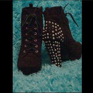 Woman’s Spiked Chunky Heels